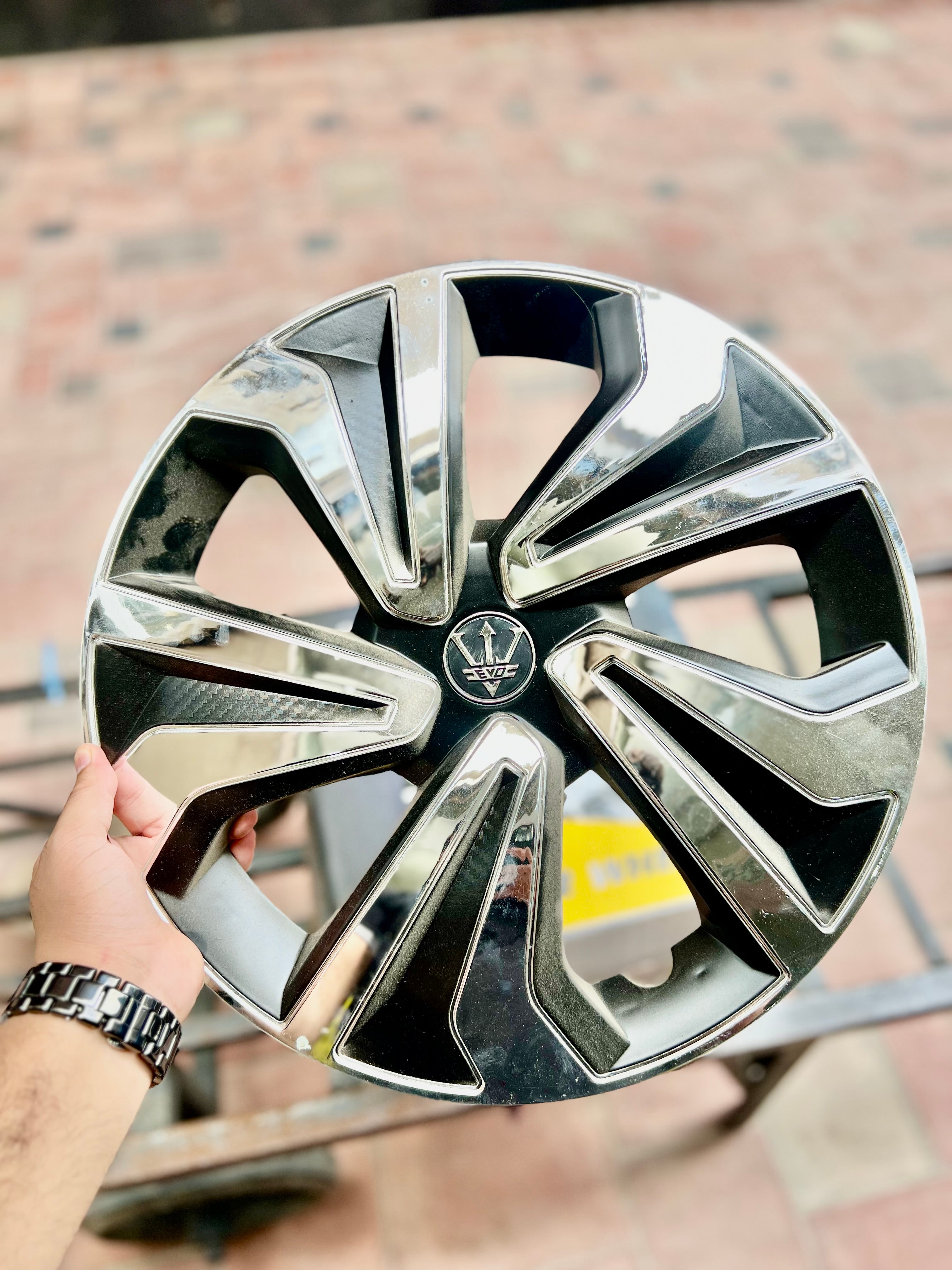 Set of 4 -Silver Black Carbon Finish Wheel Cover in size 12"13"14"15"