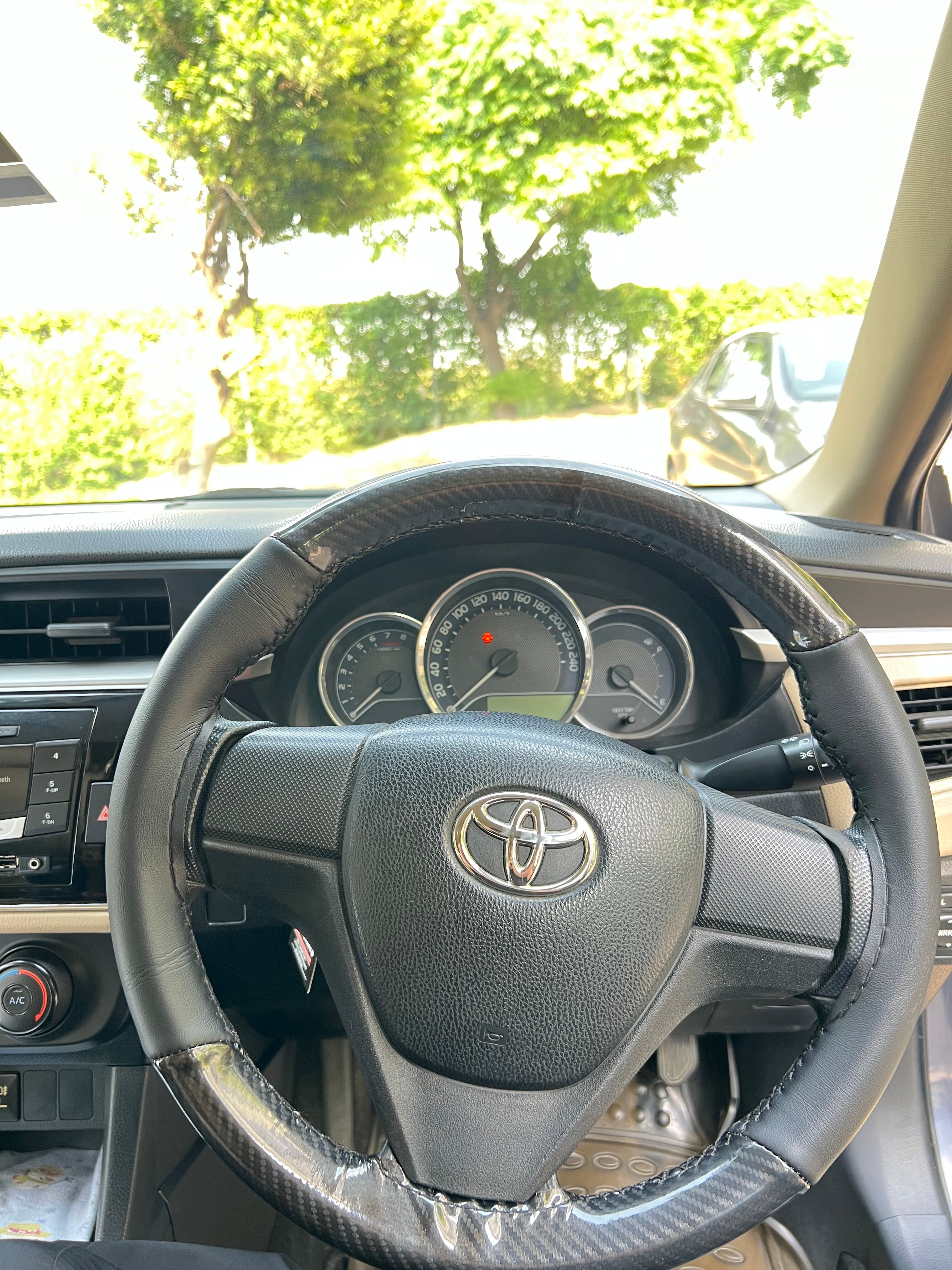 Carbon Fibre Steering cover ~ Universal size of call cars