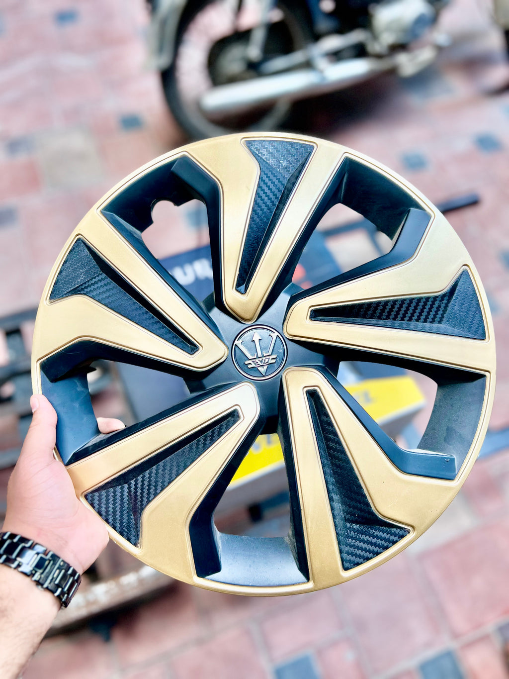 Set of 4 -Premium Gold & Black Wheel Cover
